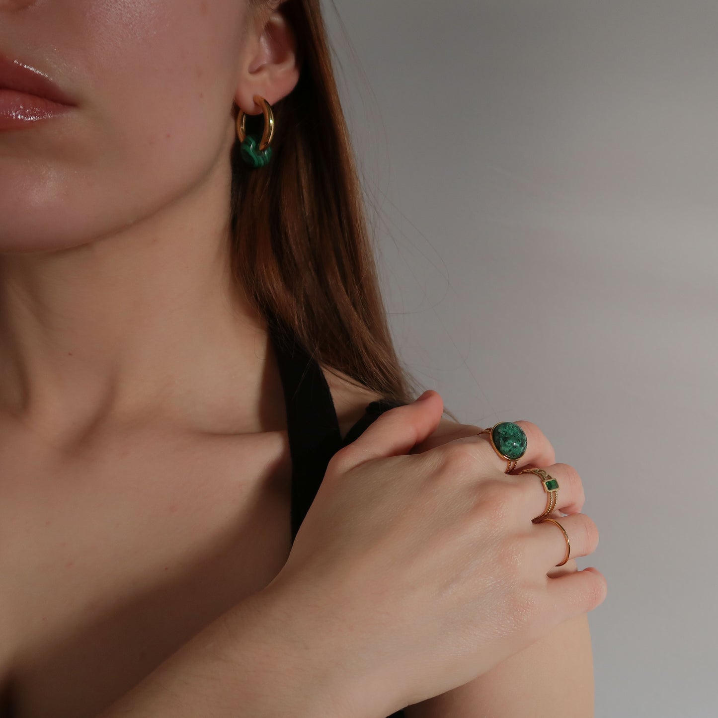 TEX GREEN GEM - Textured Double Band Gold Ring (size 5.5 - 7)