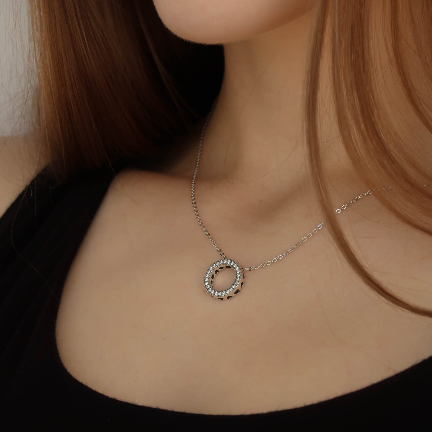 Sterling Silver Circle O Pendant - Women's Round Crystal Necklace (40cm)